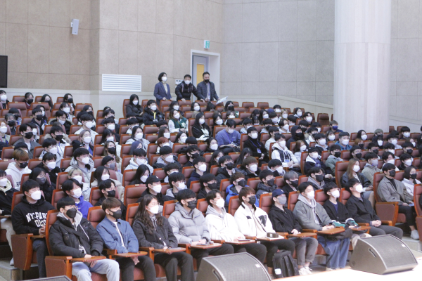 신입생 대상, 집중 진로진단 및 개발강좌 진행 모습