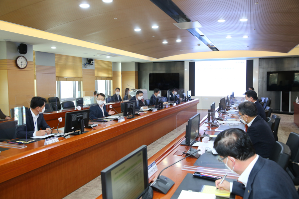 지난 7일 충남 태안 본사에서 열린 탄소중립추진위원회 킥오프 회의 개최 모습