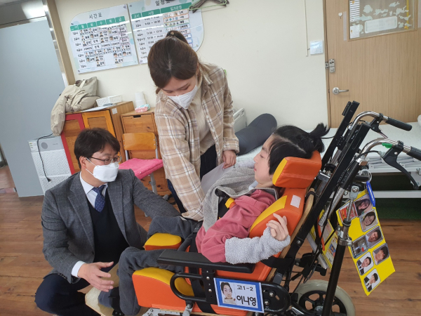 전문가 자문 상담 실시 장면