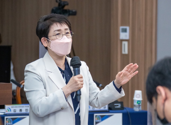 지역산업 발전방안 정책토론회 개최 모습