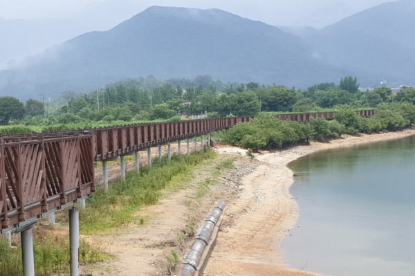 계룡저수지 둘레길 모습