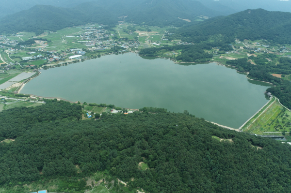 계룡저수지 둘레길 모습