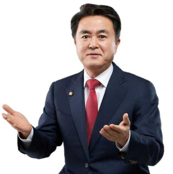 김태흠 국회의원