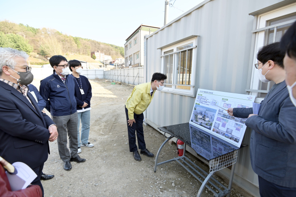 김정섭 시장  옥룡동 주요사업장 점검 모습