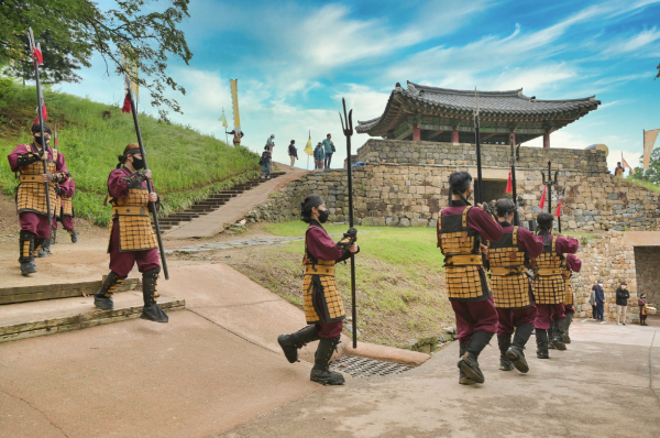 공산성 수문병 교대식 모습