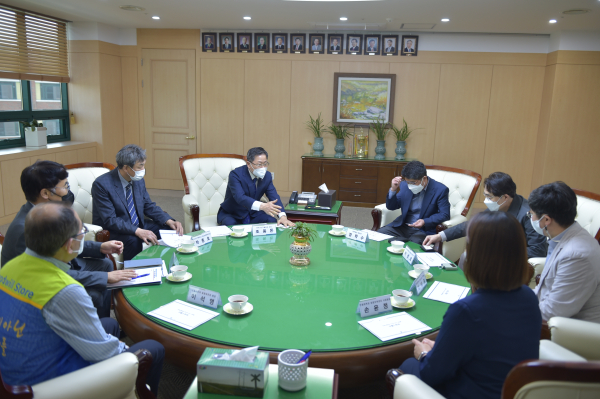 장애인의 날 맞아 임직원 기부물품 기증