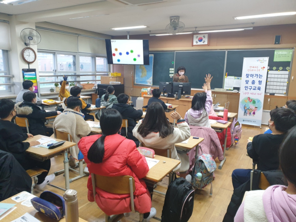 지난 2021년 실시한 찾아가는 인구교육 장면