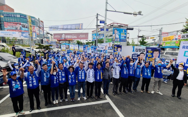민주당 논산 후보군 출정식 모습