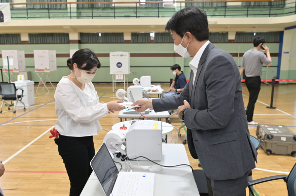 공주시 이순종 부시장, 지방선거 사전투표소 현장 점검