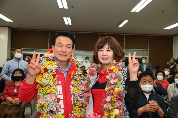 당선을 사실상 확정지은 백성현 후보