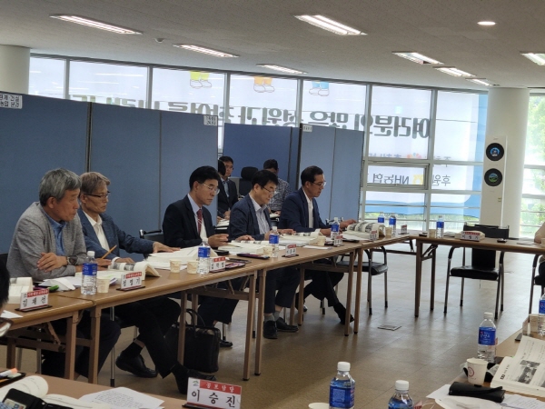 인수위원회 업무보고 모습