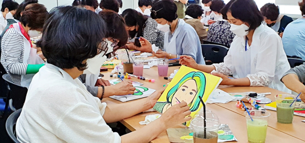 지난 20일, 서구종합재가센터힐링, 프로그램 ‘당신이 우리의 마음 쉼(心)표’ 진행