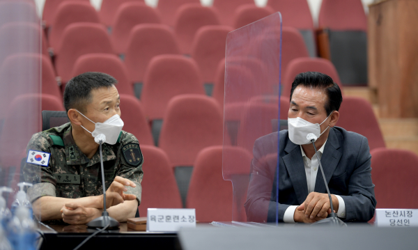 박원호 육군훈련소장을 찾은 백성현 당선인