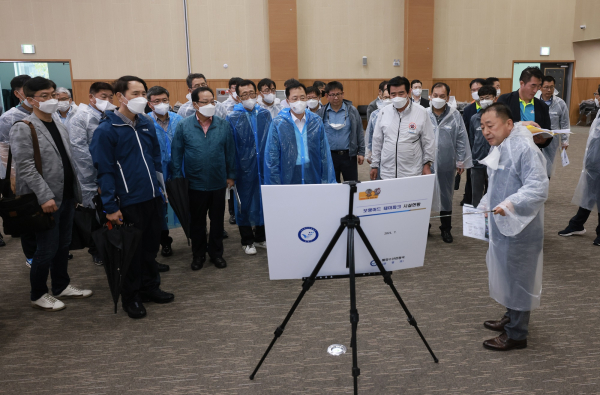 박람회장 내 전시관 및 인근 편의시설 사전 답사 진행 모습