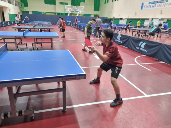 카타르 주니어 탁구대표팀 대전동산중에서 전지훈련 모습