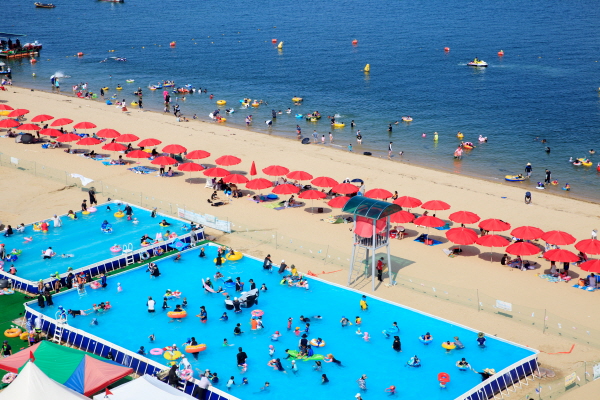 왜목마을 해수욕장 전경