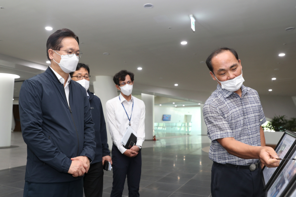 이상래 행복청장, 정부세종청사 체육관 개관 앞두고 현장 점검