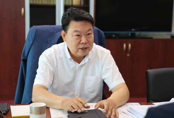 오성환 당진시장 부서별 업무보고 주재 모습