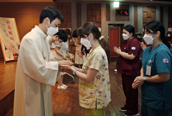 대전성모병원 간호사 손축복식 모습