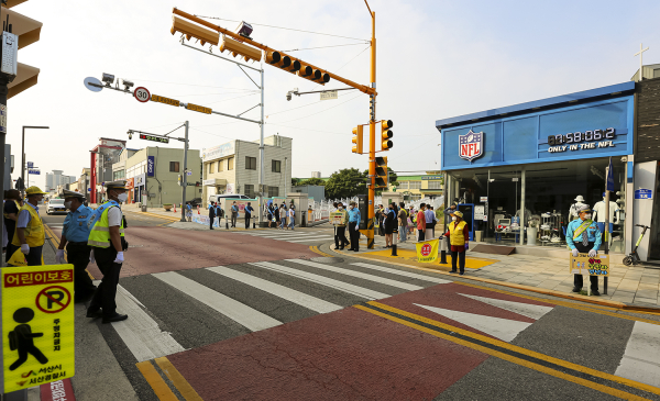 교통안전 캠페인 진행사진