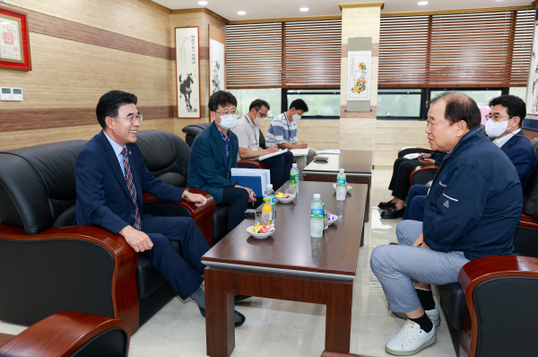 이응우 계룡시장, 길산스틸 정길영 대표