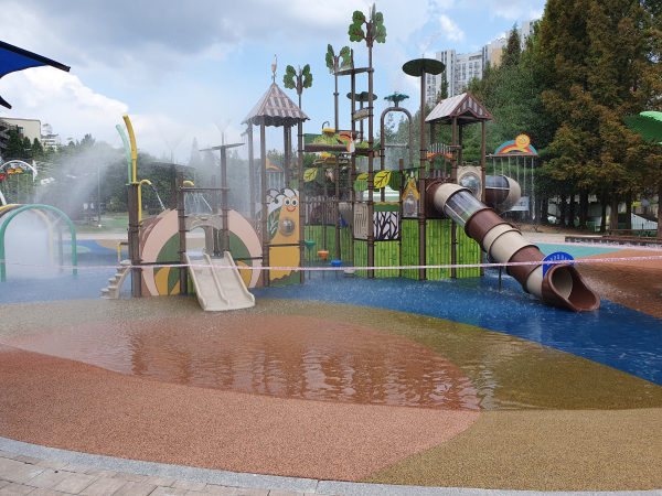 방아다리공원 물놀이장/천안시 제공