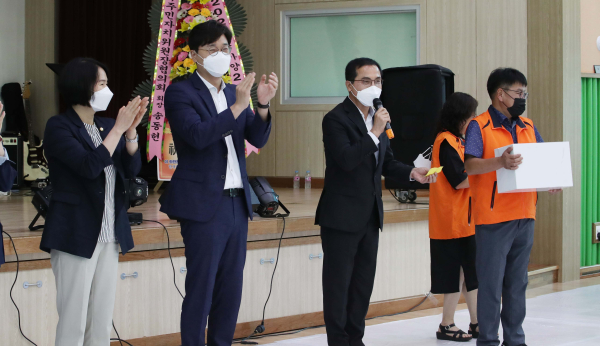 지난 29일 동대전초등학교 다목적강당에서 주민총회 개최 모습