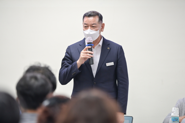 최원철 공주시장,  신관동 초도방문