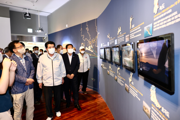 ‘보령의 섬’ 기획특별전 모습