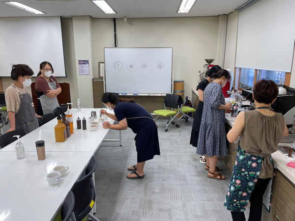 바리스타 교육과정 모습