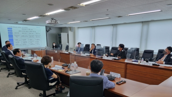 23일 서울 강남구 한국발전공기업협력본부에서 제5기 감사자문위원을 위촉하고 실무회의 진행