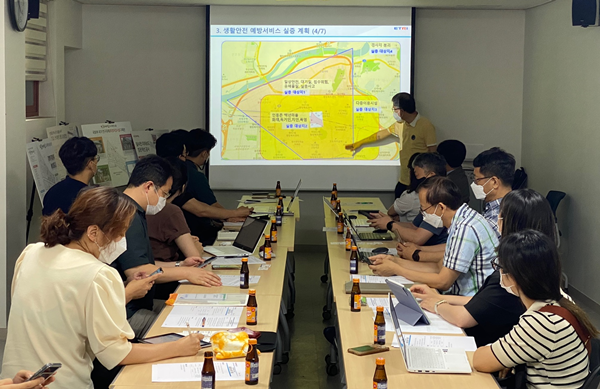 한국전자통신연구원(ETRI), 한국토지주택연구원(LHI), 대구광역시 등 부처협업 간담회 모습