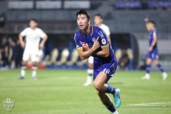 충남아산프로축구단 경기 모습