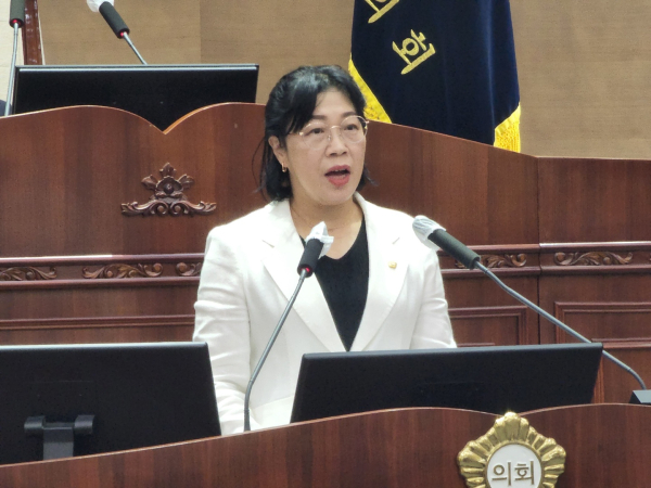 5분 발언을 하는 김명숙 의원/박동혁 기자