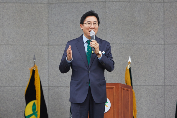 2022년 아산시 새마을지도자 대회에서 인사말하는 박경귀 아산시장