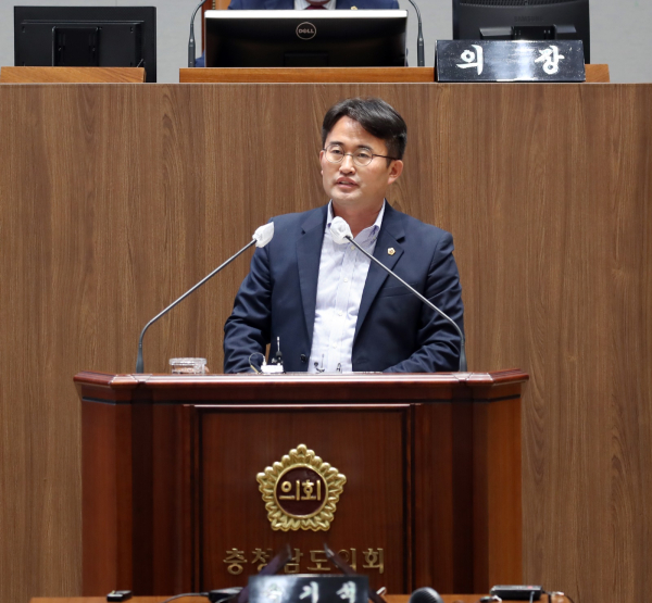 5분 발언을 하는 안장헌 의원