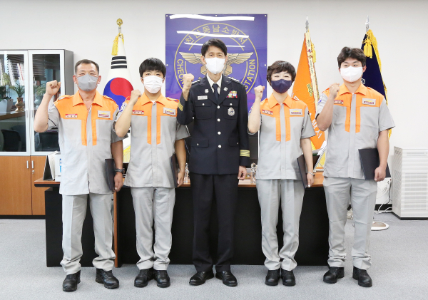 신규 의용소방대원 임명장 수여 기념사진/천안동남소방서 제공