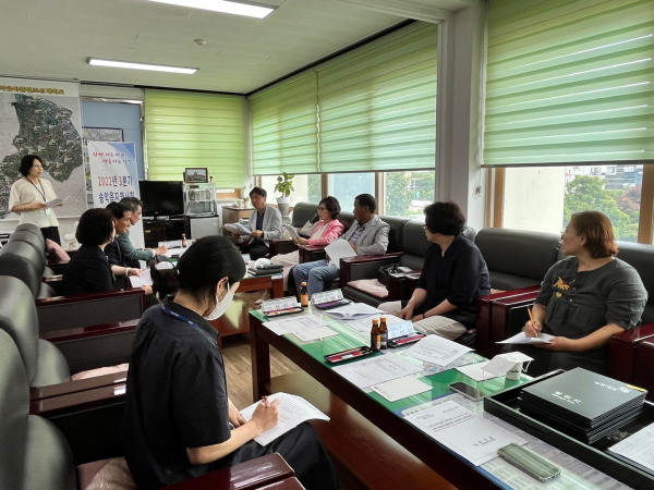 송악읍 지사협 22년 3분기 정기회의 진행 모습