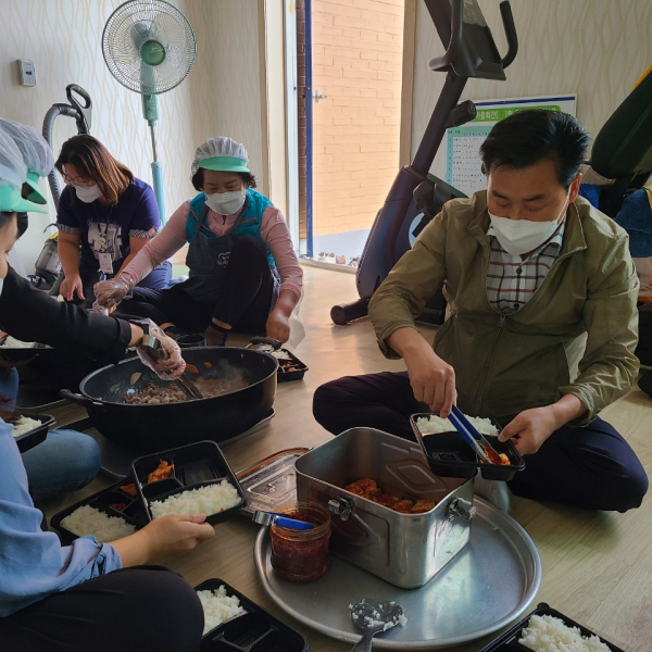 행복밥차 운영 모습