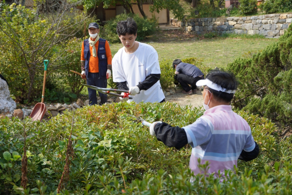 충남대, ‘CNU 시크릿 버스’ 타고 논산 지역 문화재 돌봄 봉사 진행