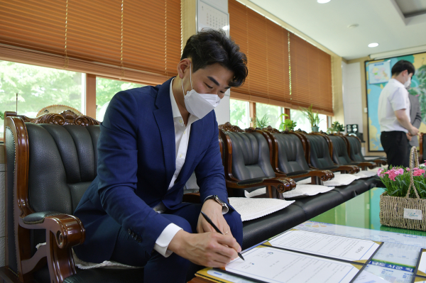 대형폐기물 간편 배출시스템 도입 업무협약 사진