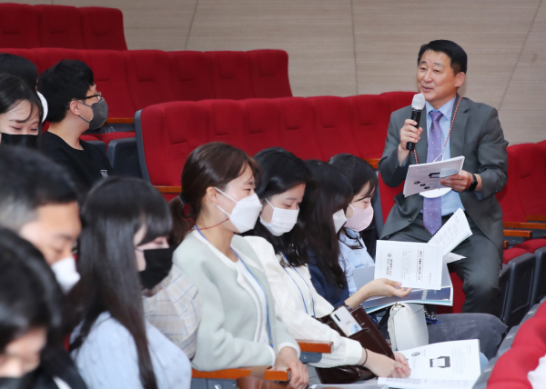 지난 26일 서구문화원에서 개최한 새내기 새 출발 역량 강화 교육 장면