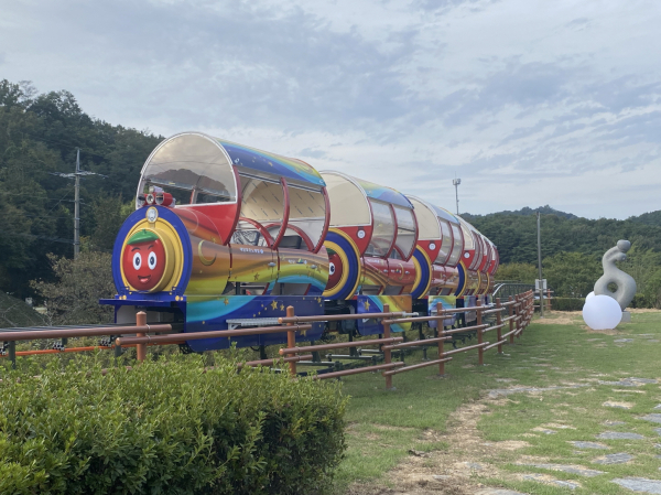 예당호 모노레일 운행 모습