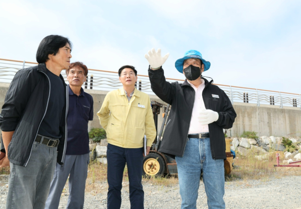 가세로 군수 가의도 방문 모습