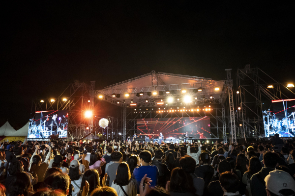 보헤미안 락 페스티벌 개최