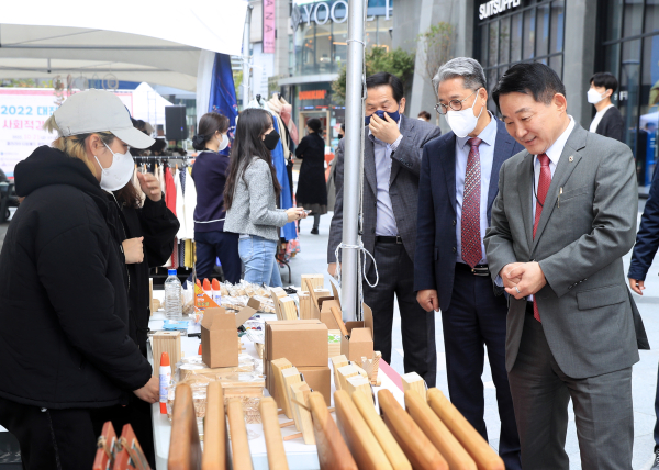 지난 21일 열린 ‘대전 서구 사회적경제 장터’ 행사 사진