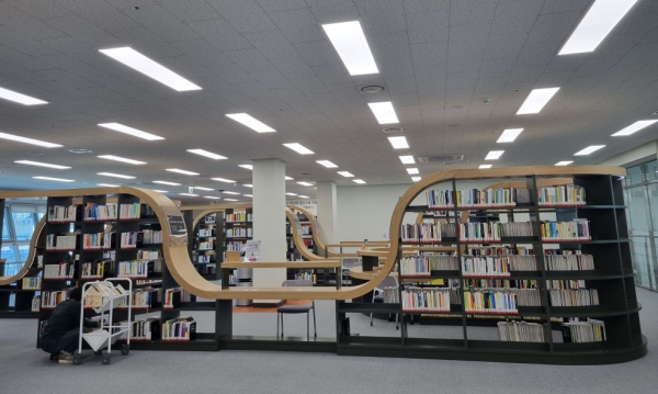 반곡동도서관전경(세종시립도서관)