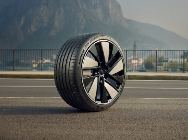 ‘아이온’의 퍼포먼스용 제품 ‘아이온 에보(iON evo)’