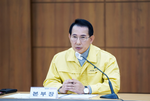 2022년 안전한국훈련 토론훈련을 진행하고 있는 이완섭 시장