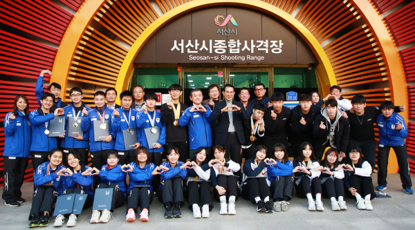 2022 동아시아 유스 공기총 사격대회 단체사진 모습